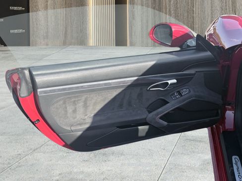 Used 2015 Porsche Cayman GTS image 25