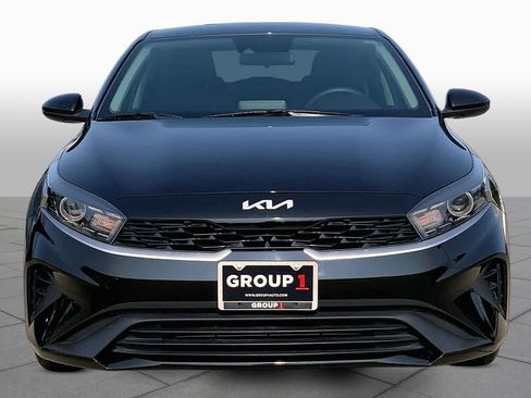 Used 2022 Kia Forte LXS FWD image 4