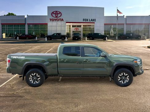 Used 2021 Toyota Tacoma TRD Off-Road w/ Technology Package AWD/4WD image 6