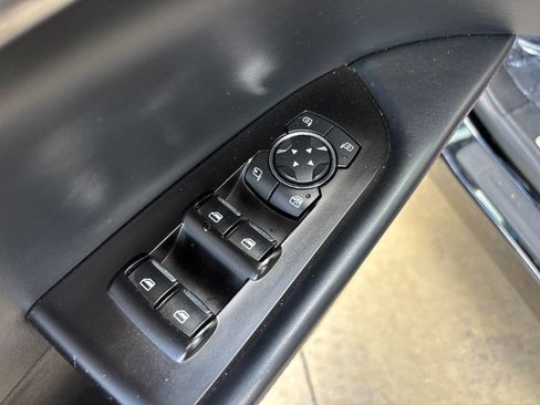 Used 2016 Lincoln MKX Black Label w/ Technology Package image 39
