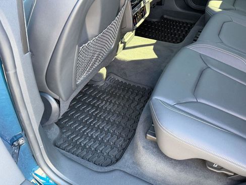 Used 2022 Audi Q8 Premium Plus w/ Premium Plus Package image 42