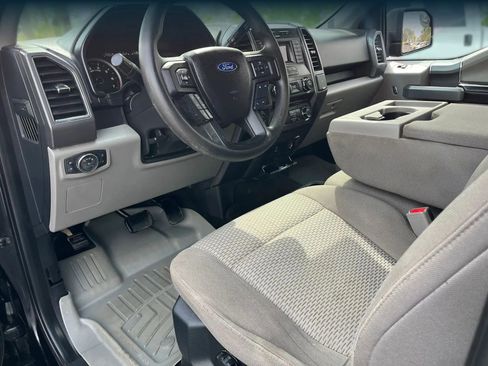Used 2017 Ford F150 XLT w/ XTR Package image 6