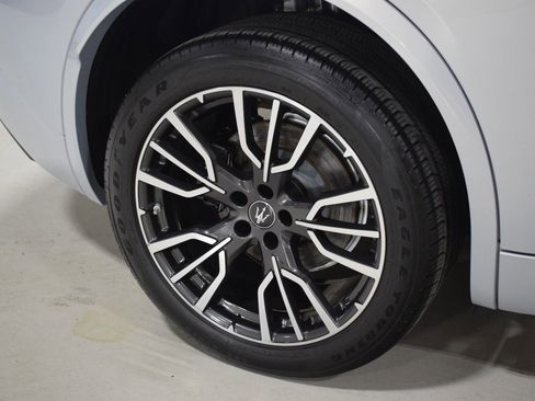 Certified 2023 Maserati Grecale Modena AWD/4WD image 17