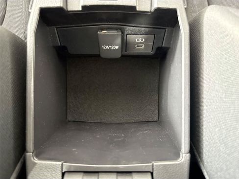 Certified 2024 Toyota Corolla Cross LE FWD image 31