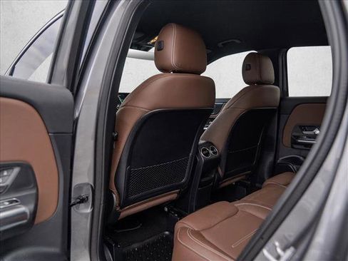 Used 2023 Mercedes-Benz GLA 250 4MATIC w/ AMG Line Exterior image 18