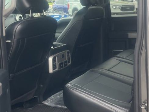 Used 2019 Ford F150 Lariat w/ Trailer Tow Package image 16