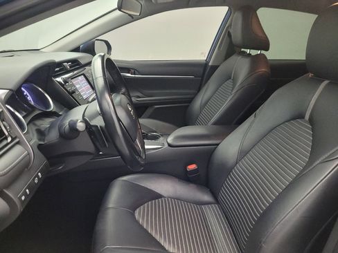 Used 2019 Toyota Camry SE image 17