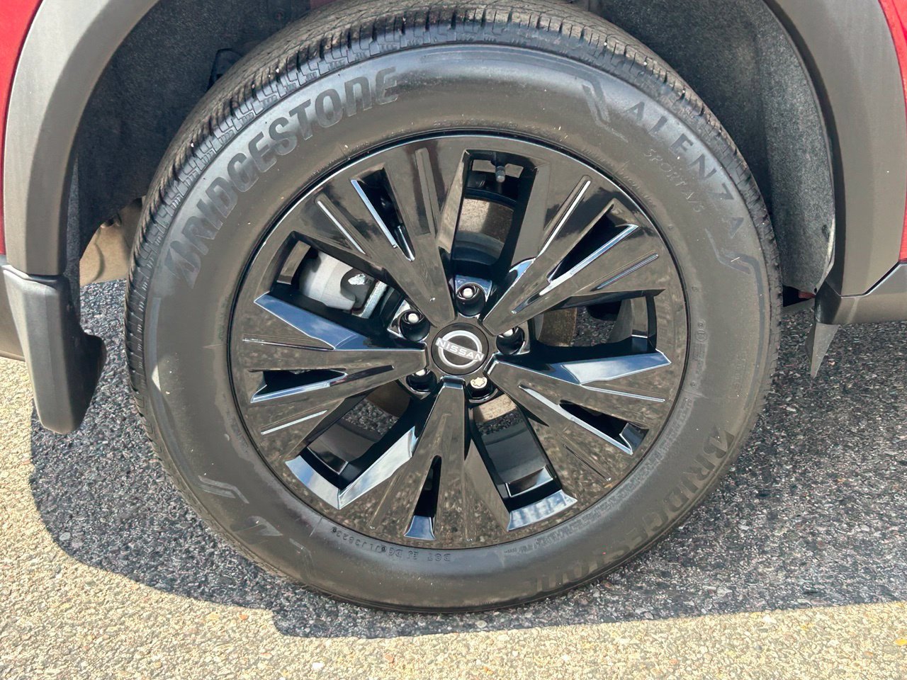 Certified 2023 Nissan Rogue SV FWD image 10
