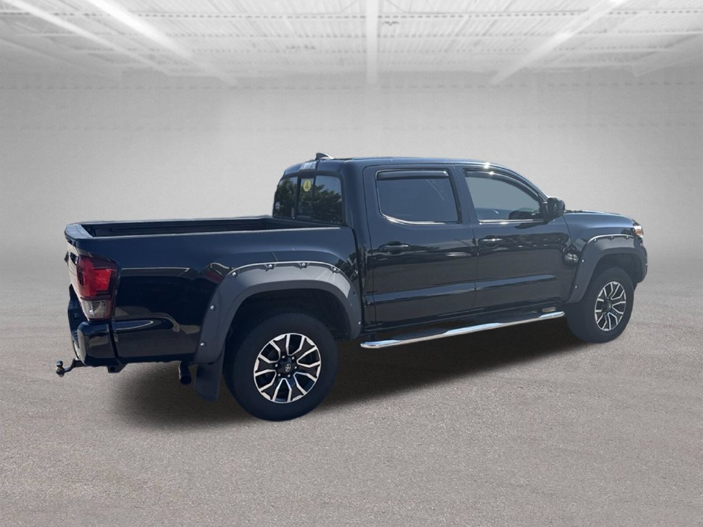 Used 2018 Toyota Tacoma SR RWD image 3