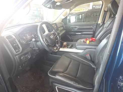 Used 2021 RAM 1500 Laramie AWD/4WD image 3