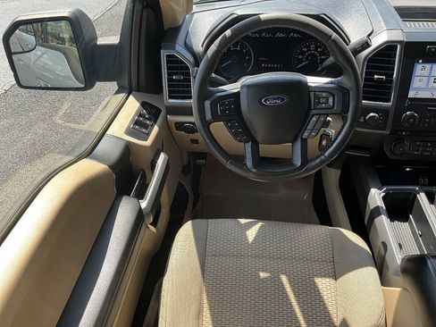 Used 2016 Ford F150 XLT w/ Equipment Group 302A Luxury AWD/4WD image 26