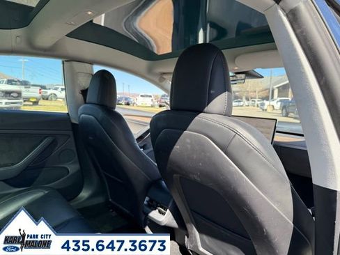 Used 2023 Tesla Model 3 Performance image 31