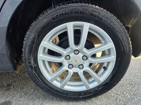 Used 2012 Chevrolet Sonic LT image 10