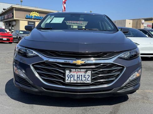 Used 2025 Chevrolet Malibu LT FWD image 5