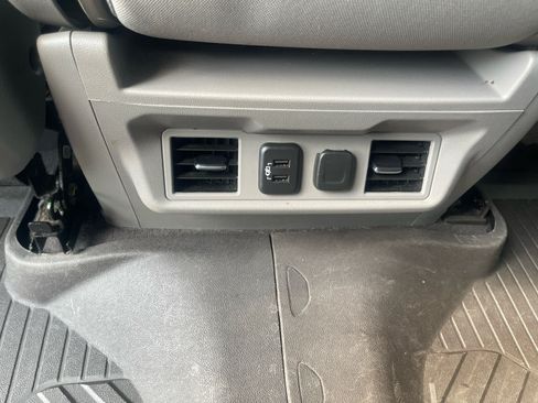 Used 2020 Chevrolet Silverado 1500 LT w/ All-Star Edition AWD/4WD image 23