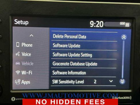 Used 2020 Toyota RAV4 XLE image 29