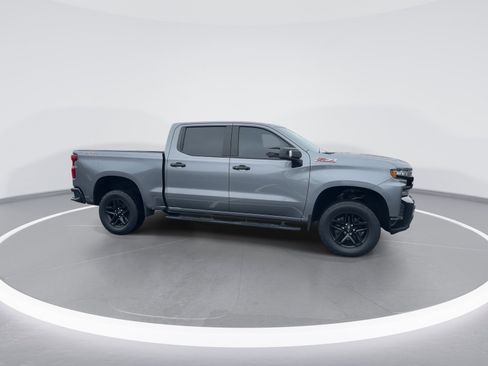 Used 2020 Chevrolet Silverado 1500 LT Trail Boss image 10