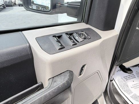 Used 2017 Ford F250 XL w/ Power Equipment Group RWD image 14