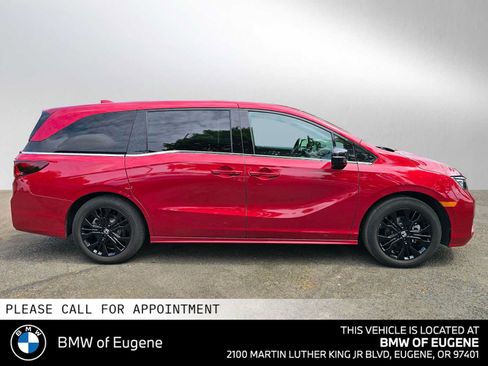 Used 2025 Honda Odyssey Sport-L image 2