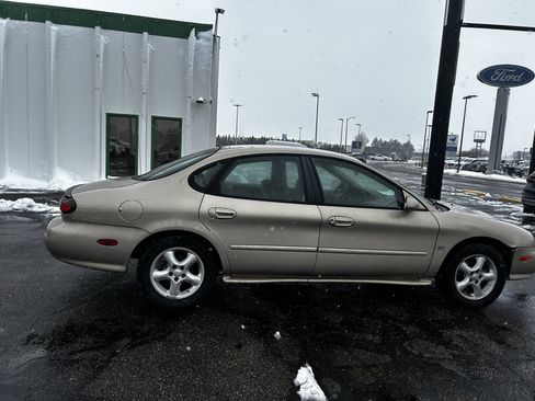 Used 1999 Ford Taurus SE image 6
