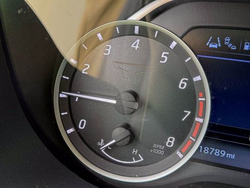 Used 2024 Nissan Titan SV w/ SV Convenience Package image 28