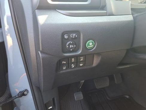 Used 2025 Honda Ridgeline TrailSport image 18