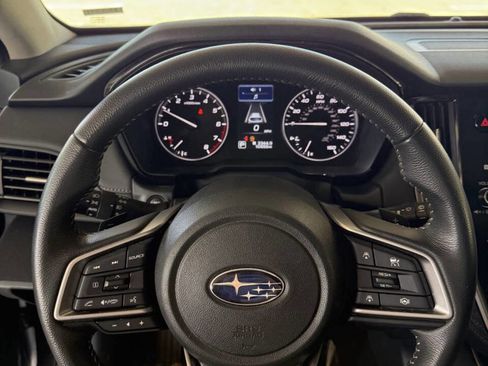 Used 2025 Subaru Outback Premium image 23