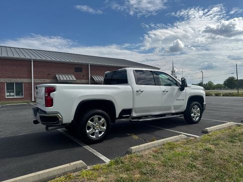 Used 2022 Chevrolet Silverado 2500 LTZ w/ LTZ Premium Package AWD/4WD image 5