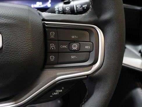 New 2026 Jeep Grand Wagoneer Limited AWD/4WD image 25