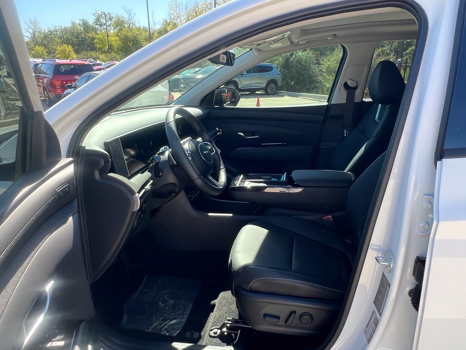 New 2026 Hyundai Tucson Limited FWD image 24