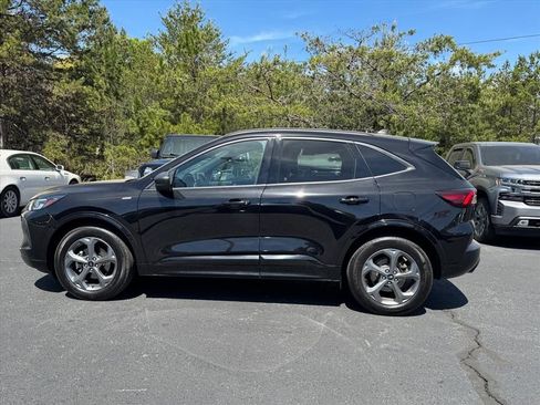Used 2023 Ford Escape ST-Line w/ Tech Pack #1 AWD/4WD image 6