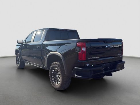 Used 2026 Chevrolet Silverado 1500 ZR2 AWD/4WD image 4