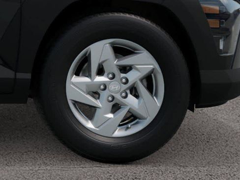 New 2026 Hyundai Kona SE image 8