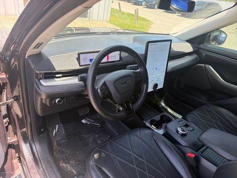 Used 2022 Ford Mustang Mach-E Select RWD image 13