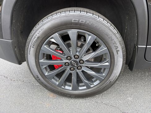 Used 2022 Chevrolet Traverse RS image 18