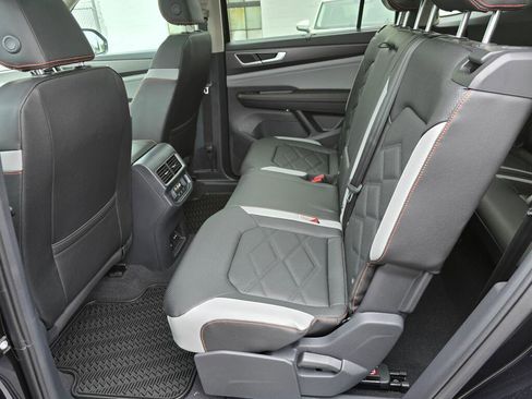 New 2026 Volkswagen Atlas Peak Edition AWD/4WD image 37