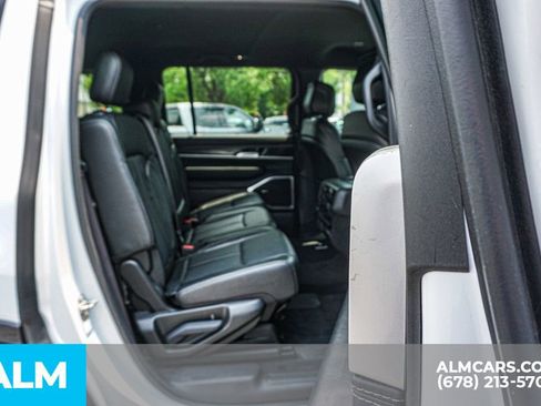 Used 2023 Jeep Wagoneer Series II image 24