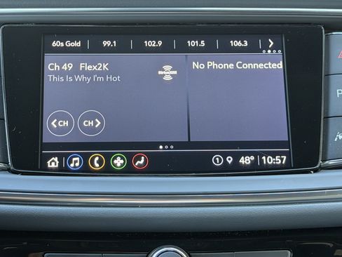 Used 2023 Buick Enclave Essence image 26