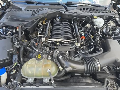 Used 2020 Ford Mustang GT RWD image 8