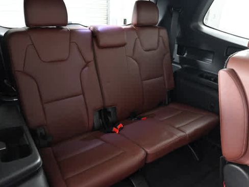 Used 2023 Kia Telluride SX Prestige AWD/4WD image 16