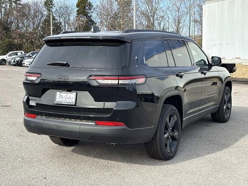 New 2025 Jeep Grand Cherokee L Altitude AWD/4WD image 7