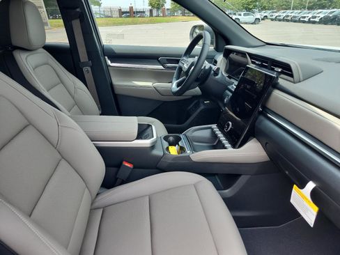 New 2026 GMC Terrain Elevation w/ Elevation Premium Package FWD image 6