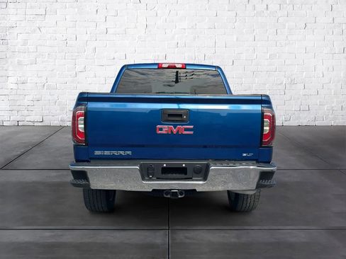 Used 2018 GMC Sierra 1500 SLT w/ SLT Premium Package image 4