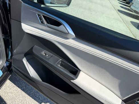 New 2026 Volkswagen Taos SE AWD/4WD image 31
