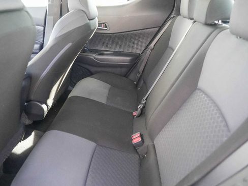 Used 2020 Toyota C-HR LE FWD image 15