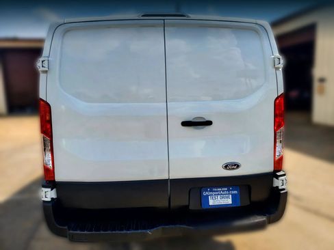 Used 2015 Ford Transit 150 130 Low Roof RWD image 8