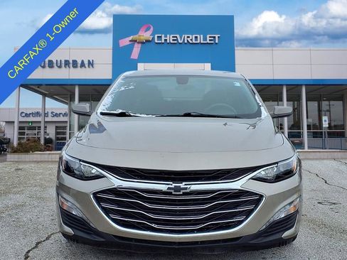 Used 2022 Chevrolet Malibu LT image 2