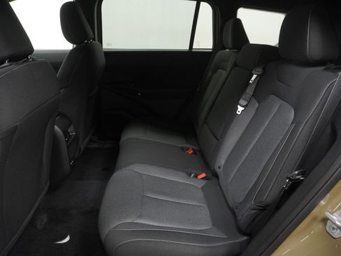 New 2026 Jeep Cherokee Laredo AWD/4WD image 17