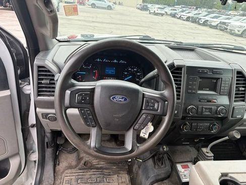 Used 2018 Ford F550 4x4 SuperCab Super Duty image 19