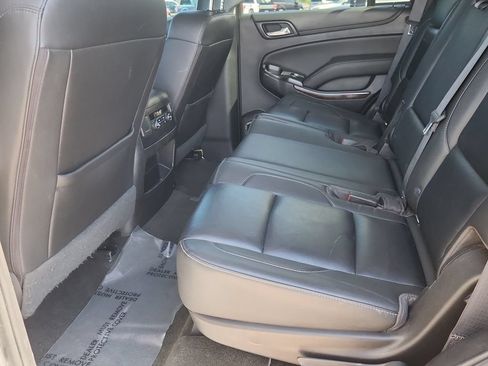 Used 2018 Chevrolet Tahoe LT w/ Luxury Package AWD/4WD image 11